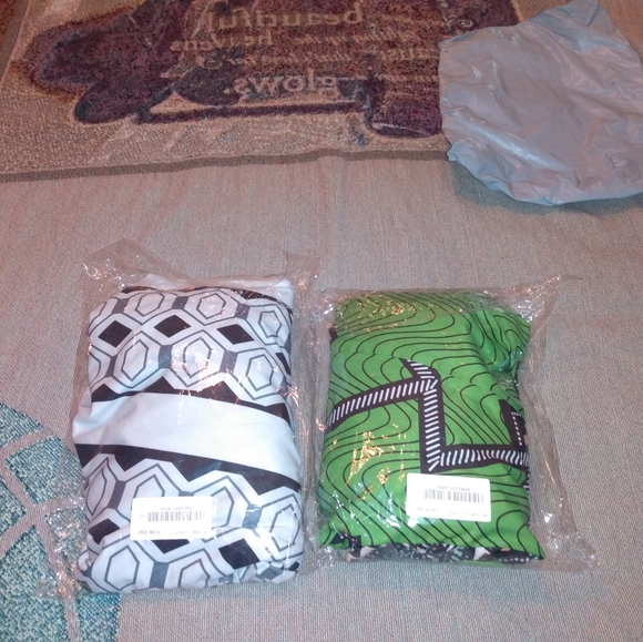 Dress - Picture 2 of 2